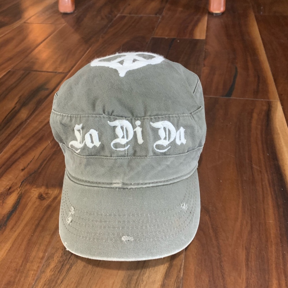 Cap by Alternative